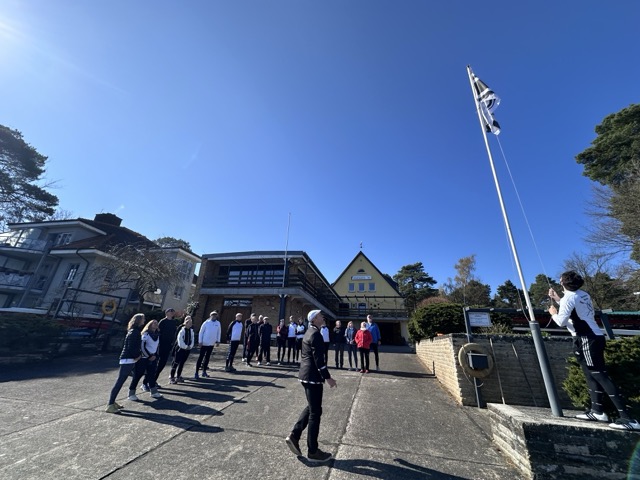 Die Flagge ist gehisst